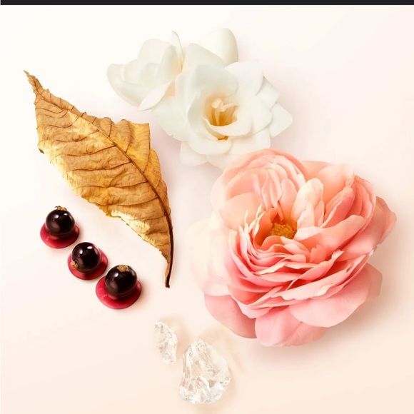 Sì Eau de Parfum by Giorgio Armani ‼️FINAL PRICE‼️ - Picture 2 of 11